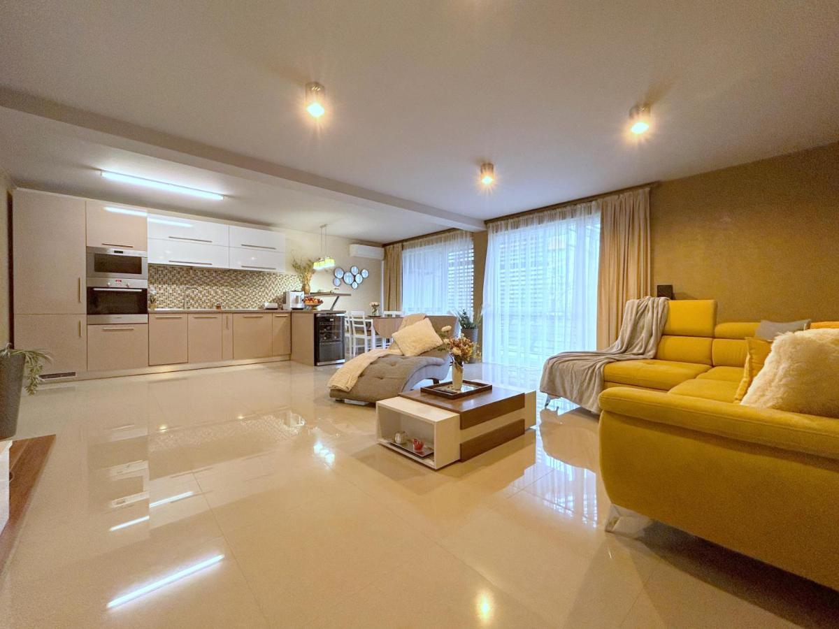 Thea Apartment Тимишоара Экстерьер фото